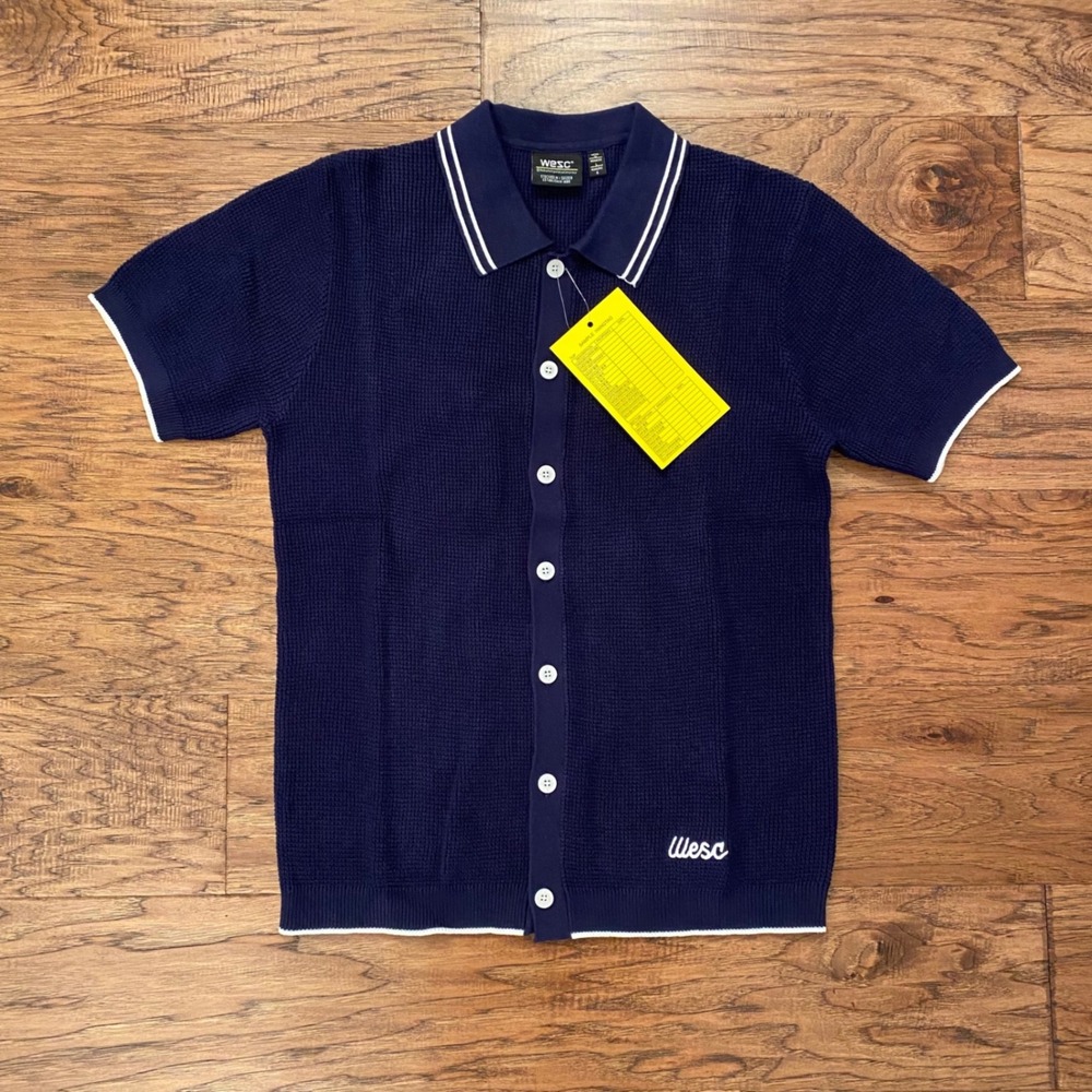 Wesc Knit Button Up Polo Shirt Mens Medium Navy Blue Waffle Knit Short Sleeve